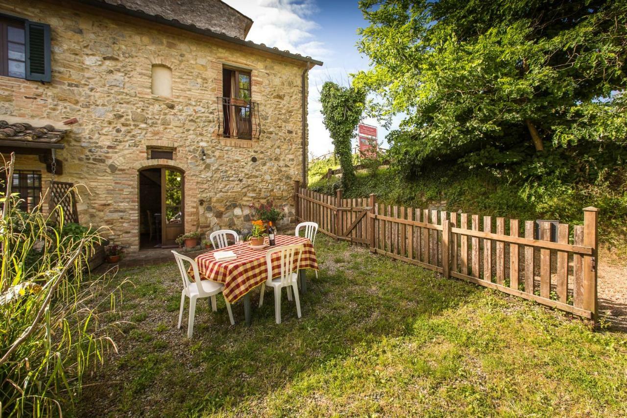 Villa Rustico In Pietra Chianni Exterior foto