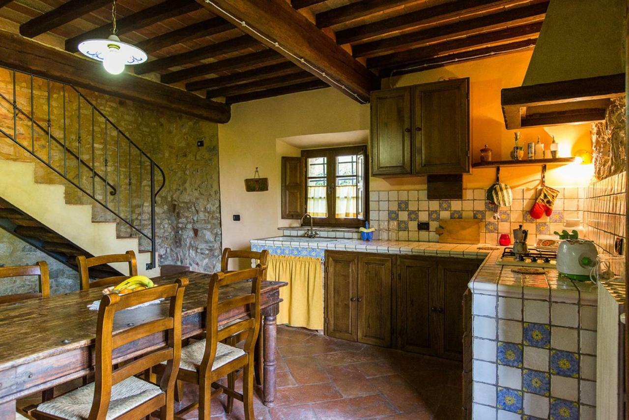 Villa Rustico In Pietra Chianni Exterior foto