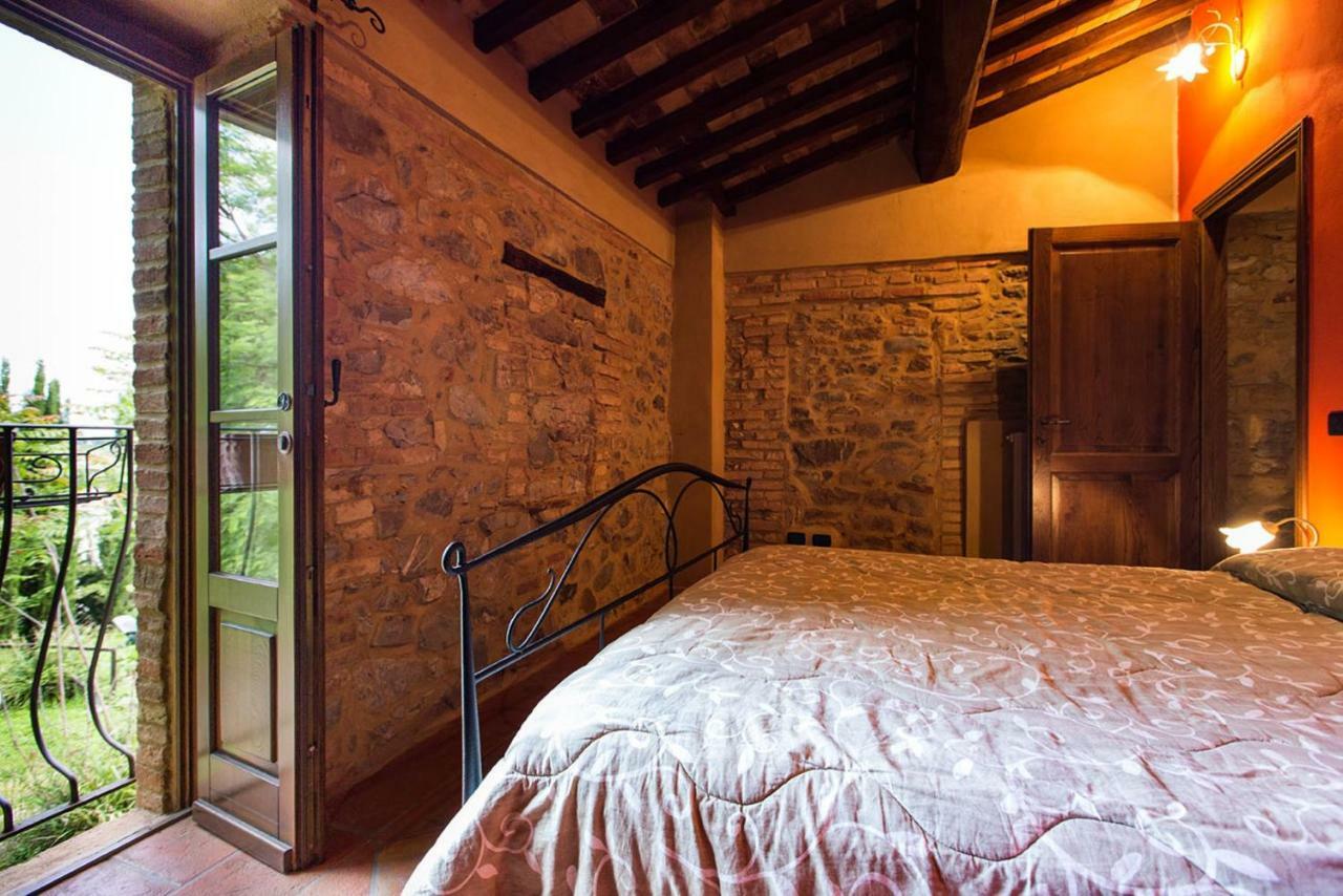 Villa Rustico In Pietra Chianni Exterior foto