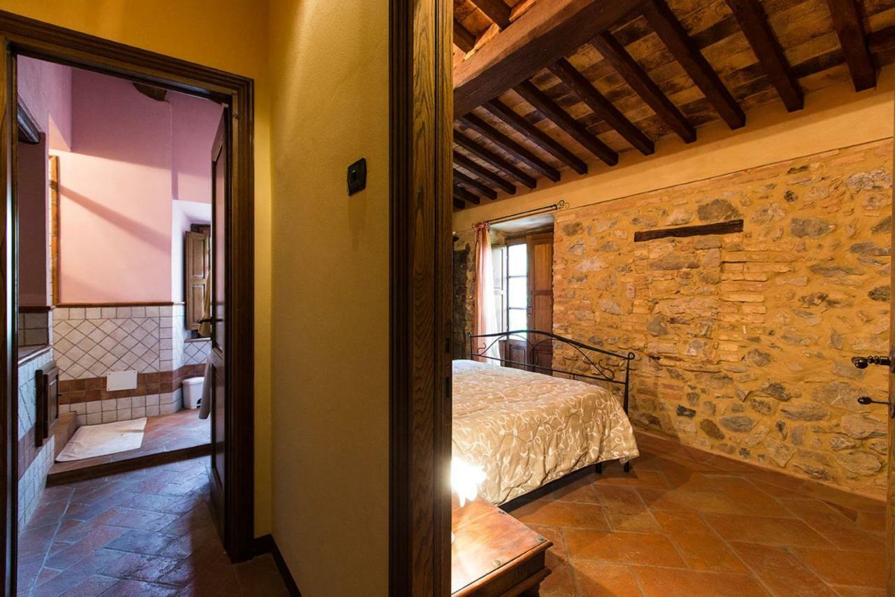 Villa Rustico In Pietra Chianni Exterior foto